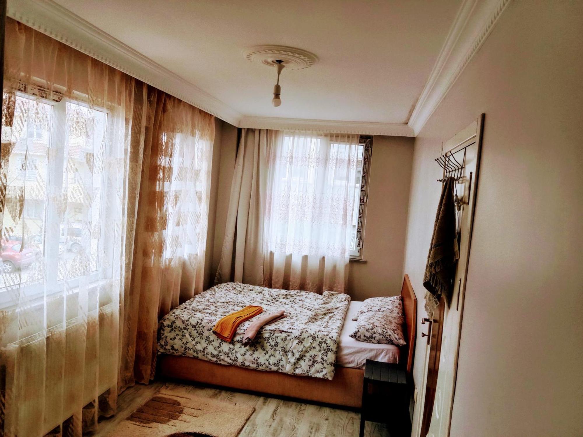 Ahmet Teacher Hotel, 5 Minutes From The Airport Arnavutkoy Екстер'єр фото