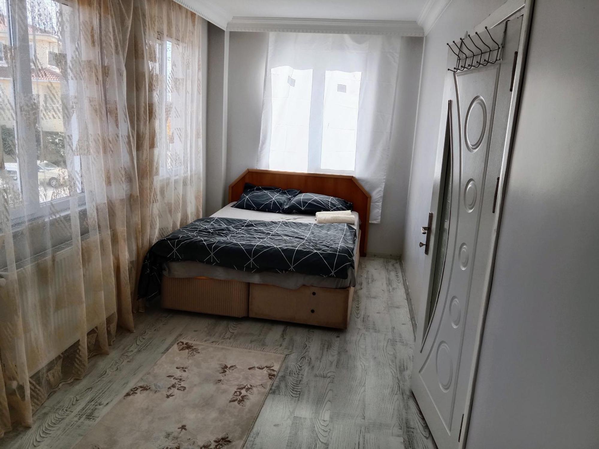 Ahmet Teacher Hotel, 5 Minutes From The Airport Arnavutkoy Екстер'єр фото